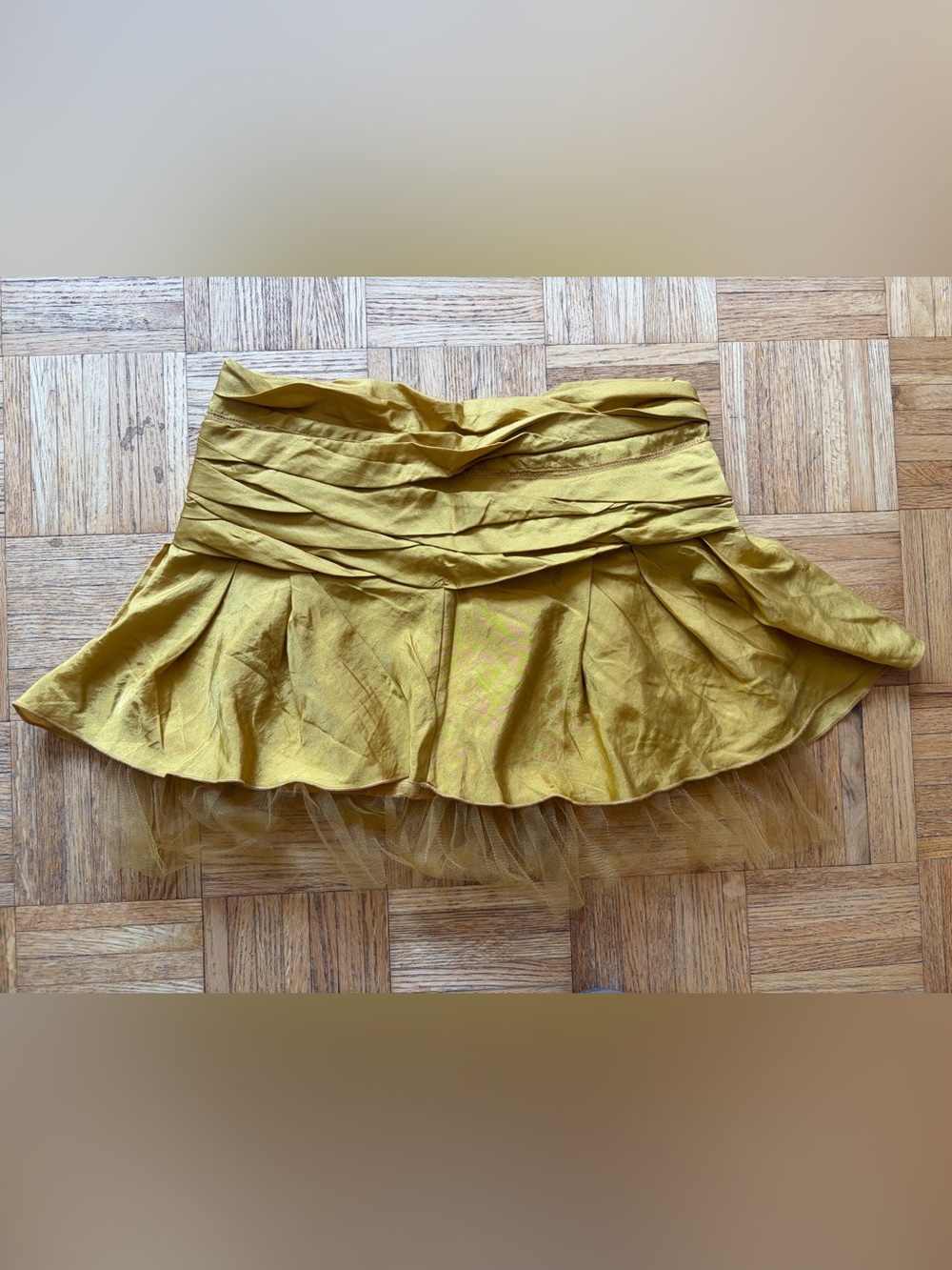 Forever 21 Gold Flared Tulle-Trim Mini Skirt Size Lrg